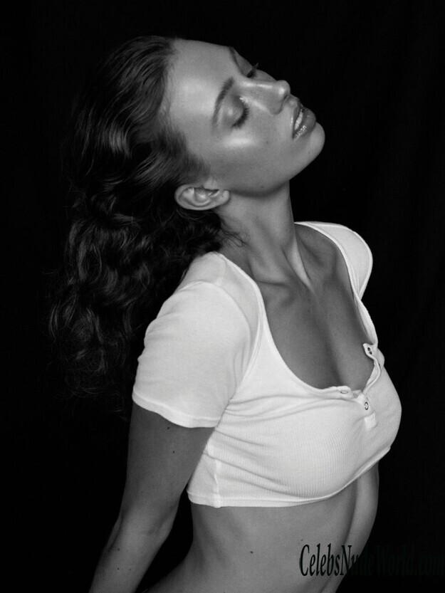 Tillie Medland Sexy 173601