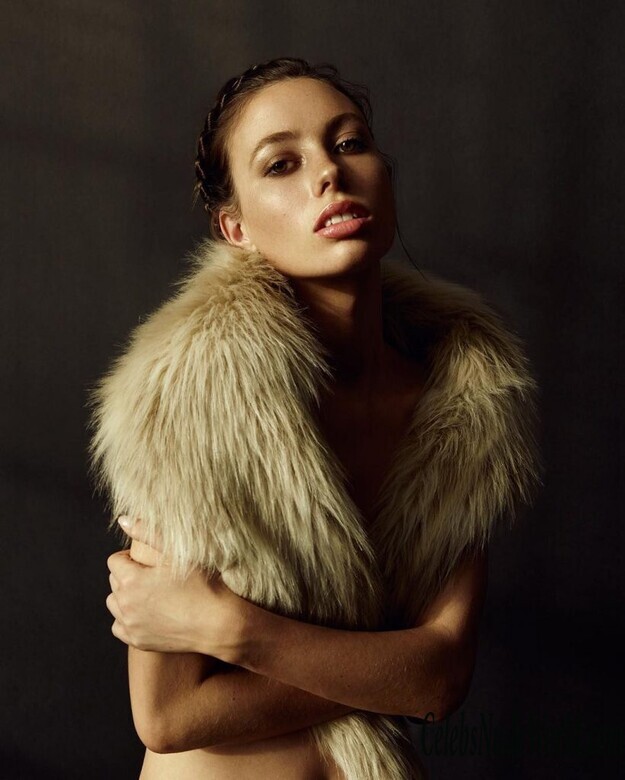 Tillie Medland Sexy 173618