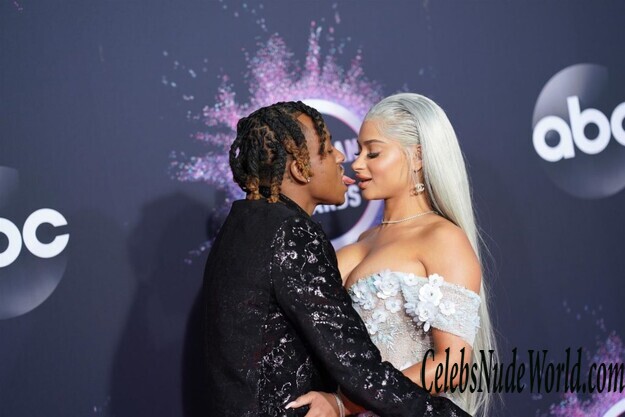 Tori Brixx Cleavage 175919