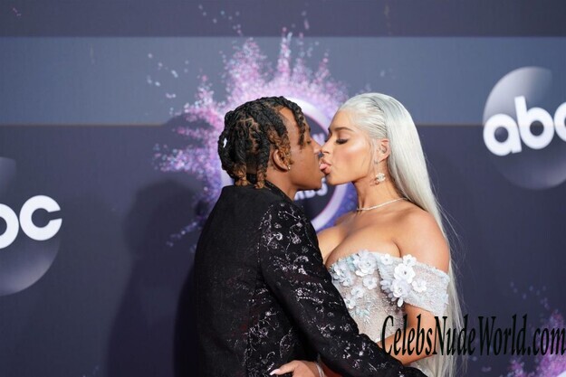 Tori Brixx Cleavage 175920