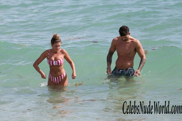 Zara McDermott Bikini 176208