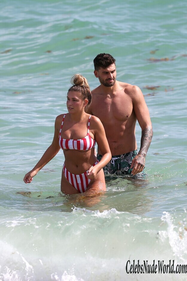 Zara McDermott Bikini 176212