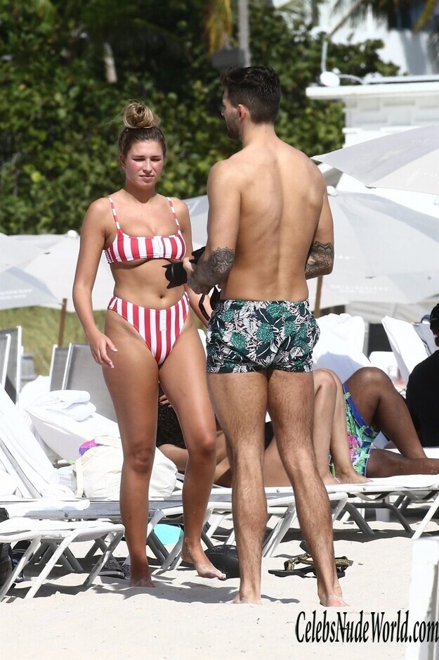 Zara McDermott Bikini 176248