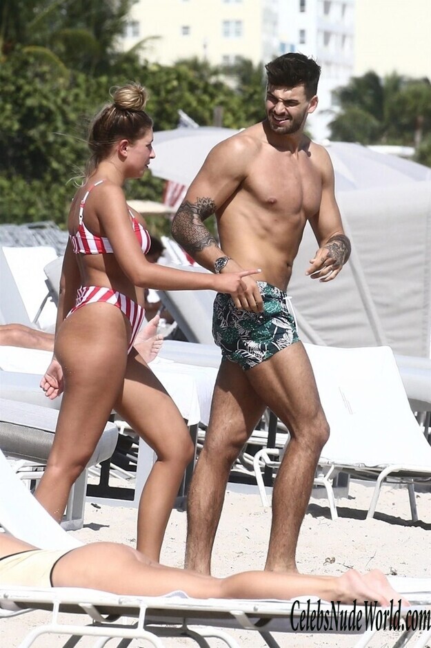 Zara McDermott Bikini 176331