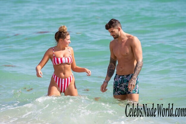 Zara McDermott Bikini 176352