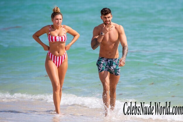 Zara McDermott Bikini 176356