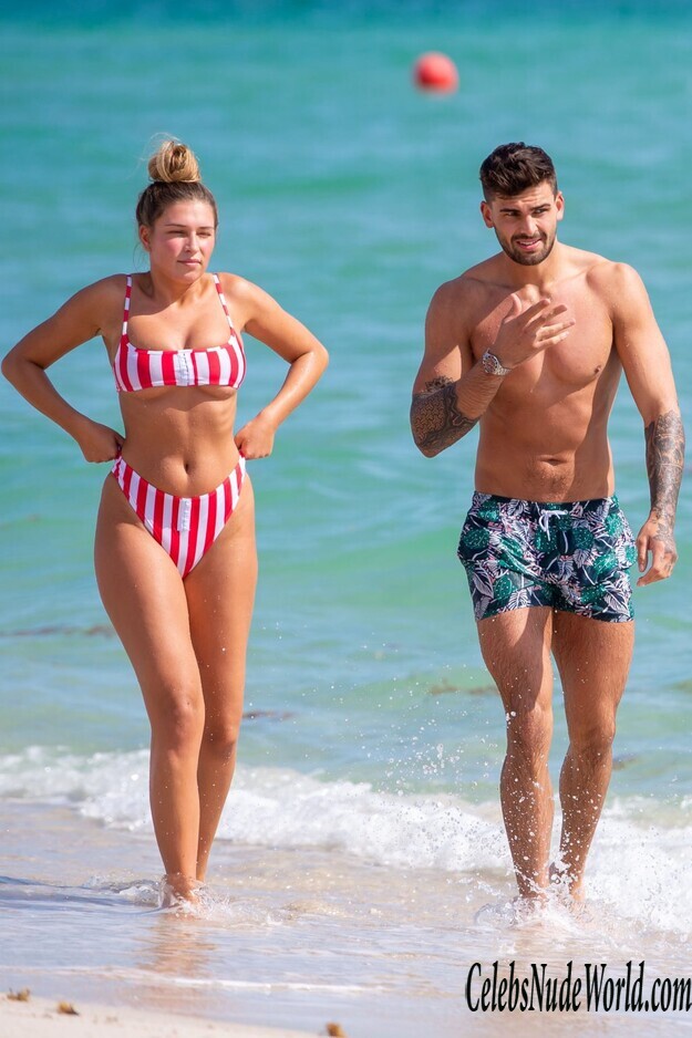 Zara McDermott Bikini 176357