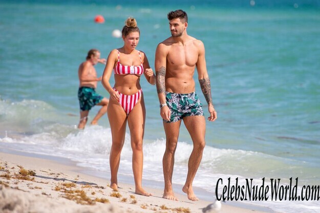 Zara McDermott Bikini 176359