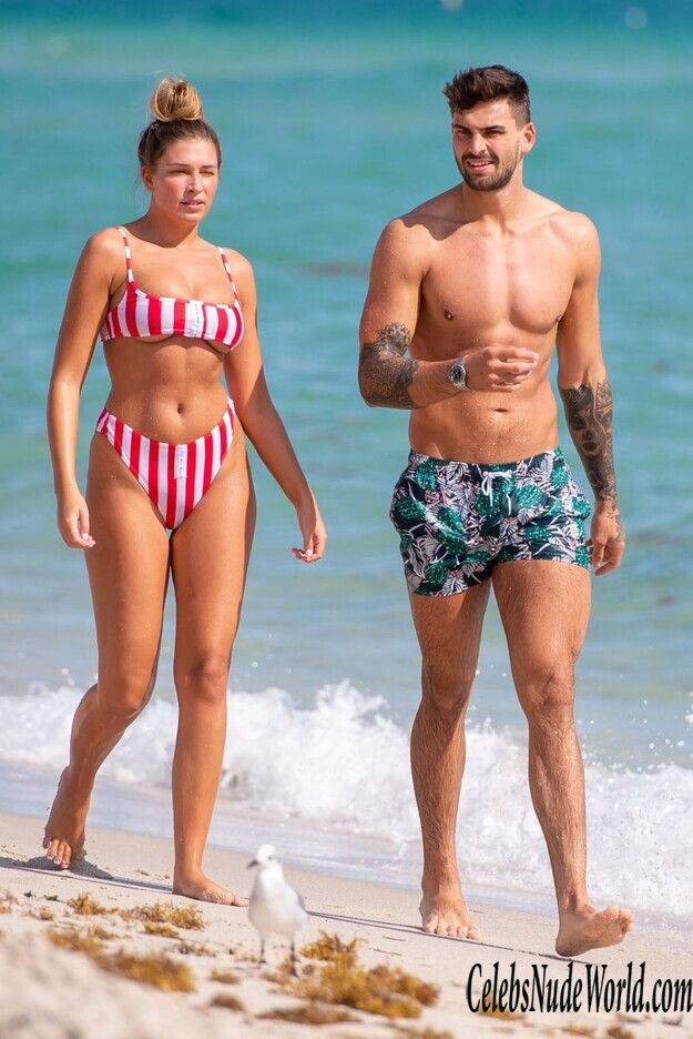 Zara McDermott Bikini 176361