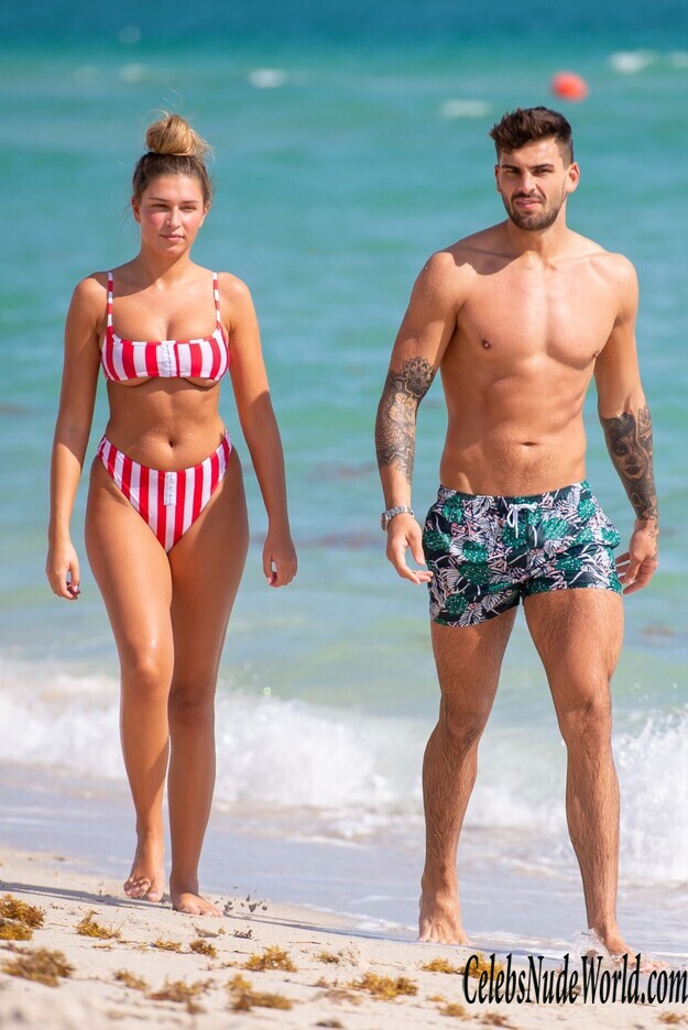 Zara McDermott Bikini 176362