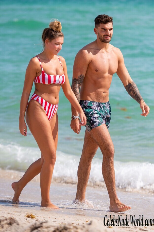 Zara McDermott Bikini 176369