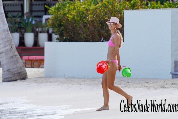 Vogue Williams Bikini 176617