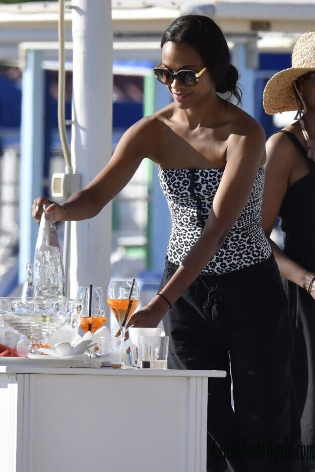 Zoe Saldana Sexy 177232