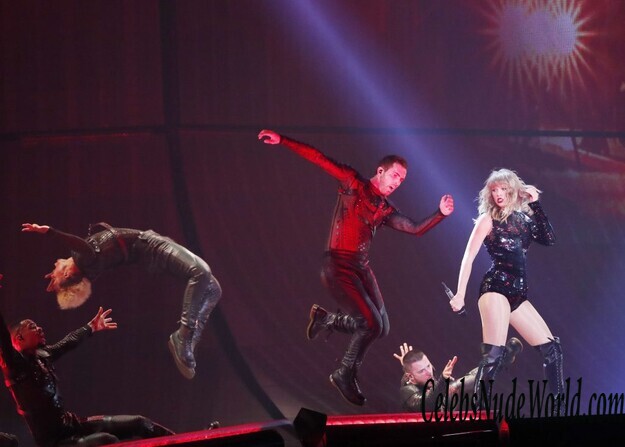 Taylor Swift Sexy 177822