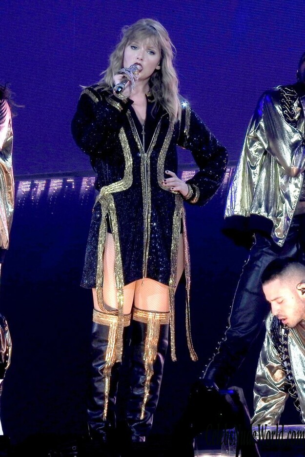 Taylor Swift Sexy 177863