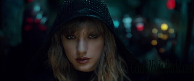 Taylor Swift Sexy 177892