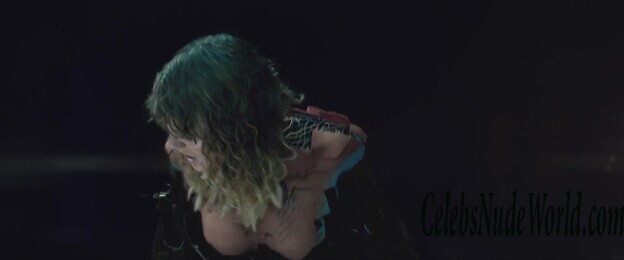 Taylor Swift Sexy 177932
