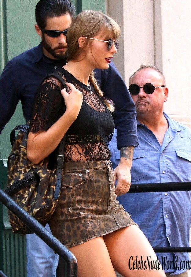 Taylor Swift Sexy 177956