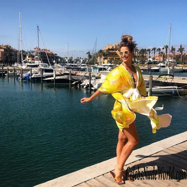 Vogue Williams Hot 179075