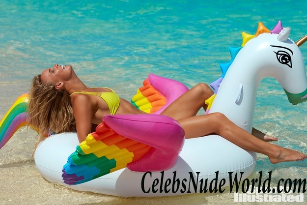 Caroline Wozniacki In Sports Illustrated Swimsuit Issue 2017 17918