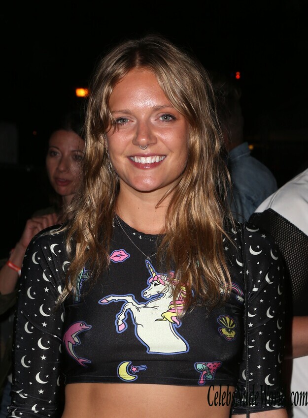 Tove Lo Braless Photos 179373