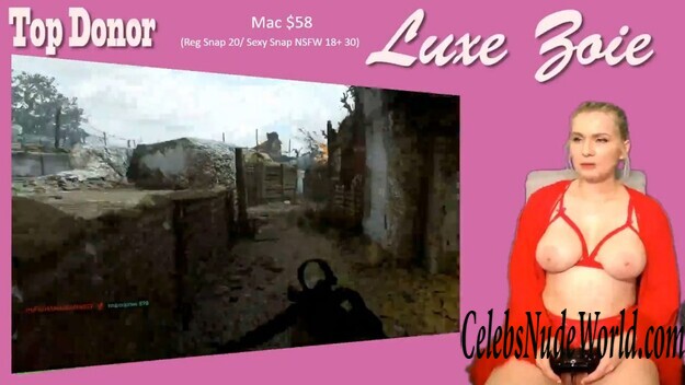 Zoie Burgher Topless 179795