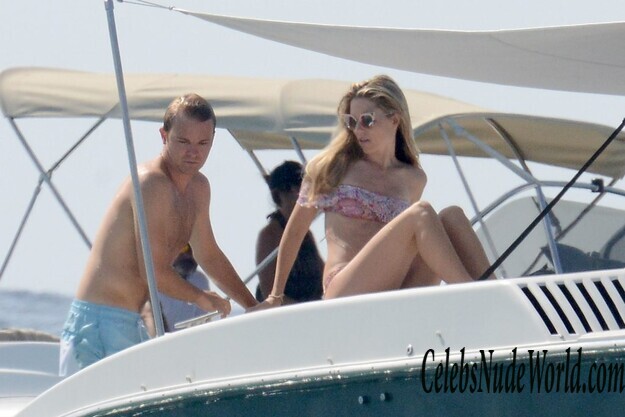 Vivian Sibold Bikini 179837