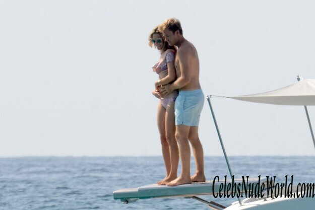 Vivian Sibold Bikini 179849