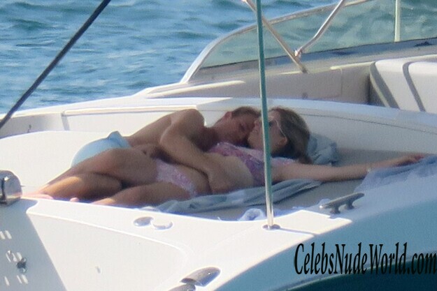 Vivian Sibold Bikini 179850