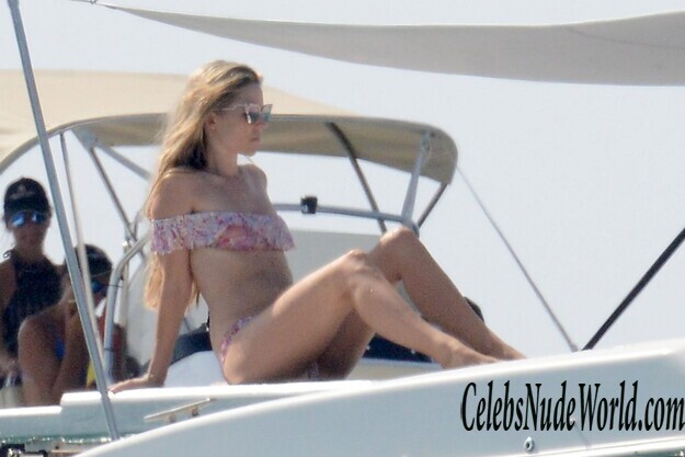 Vivian Sibold Bikini 179853