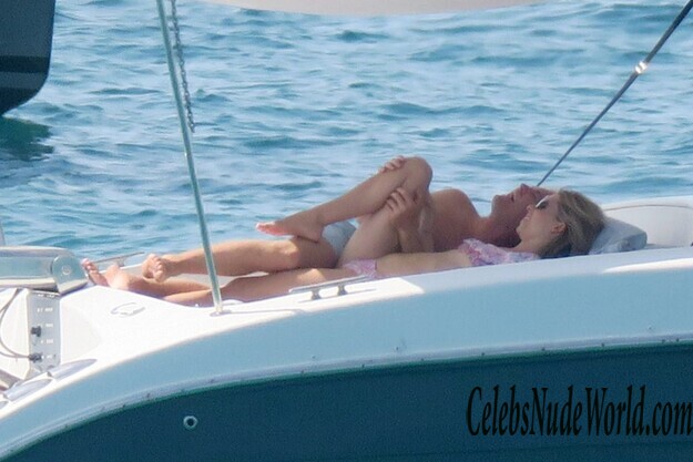 Vivian Sibold Bikini 179857