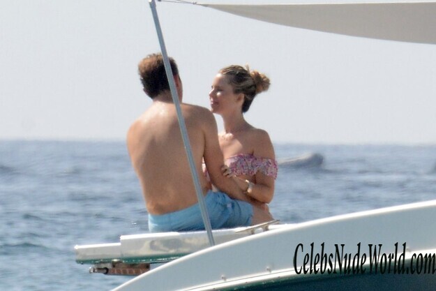 Vivian Sibold Bikini 179860