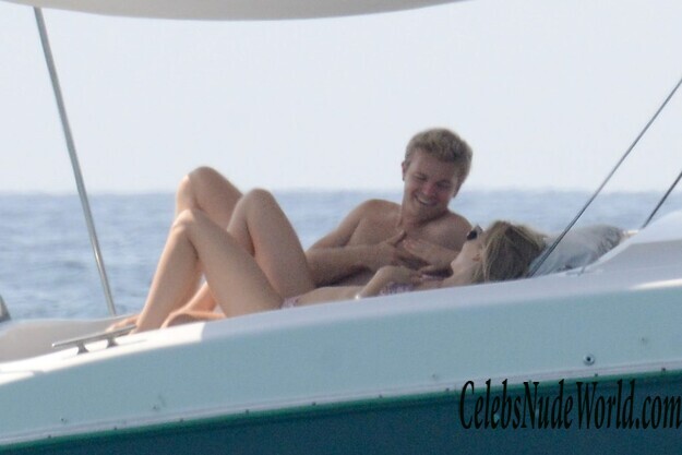 Vivian Sibold Bikini 179861