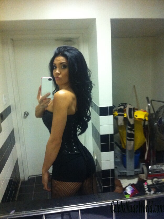 Gorgeous Wailana Geisen naked pics 180034