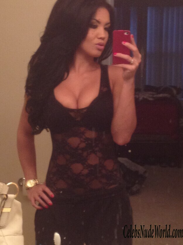 Gorgeous Wailana Geisen naked pics 180043