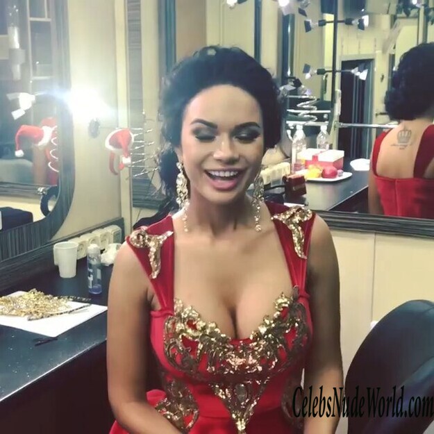 Yana Koshkina Nude 180129