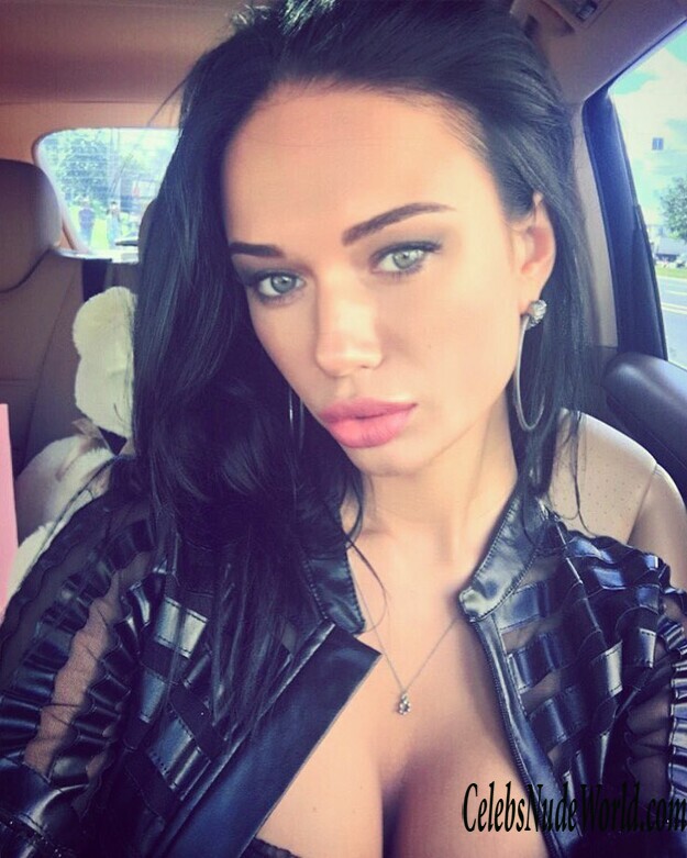 Yana Koshkina Nude 180229