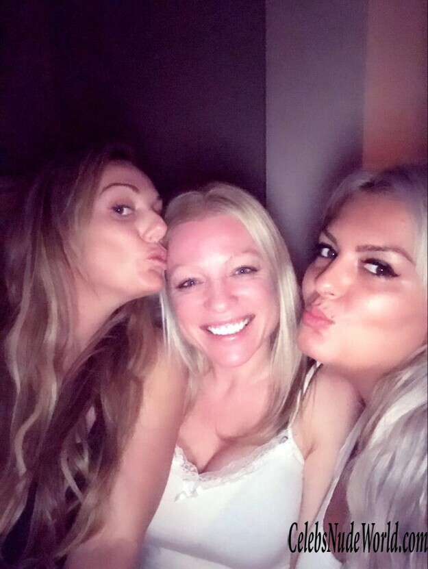 Stacey Saran Nude 180464