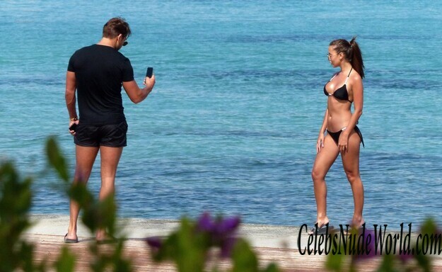 Yazmin Oukhellou Sexy 180486