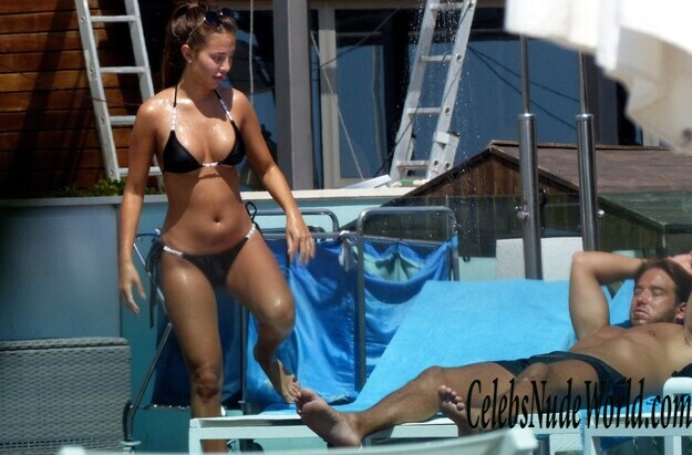 Yazmin Oukhellou Sexy 180491