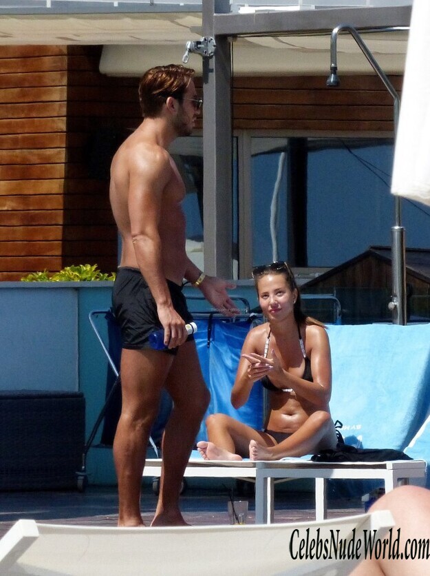 Yazmin Oukhellou Sexy 180503