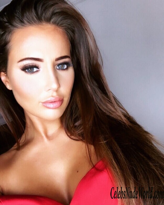 Yazmin Oukhellou Sexy 180538