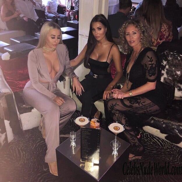 Yazmin Oukhellou Sexy 180554