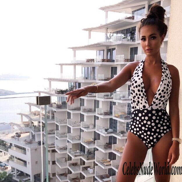 Yazmin Oukhellou Sexy 180555