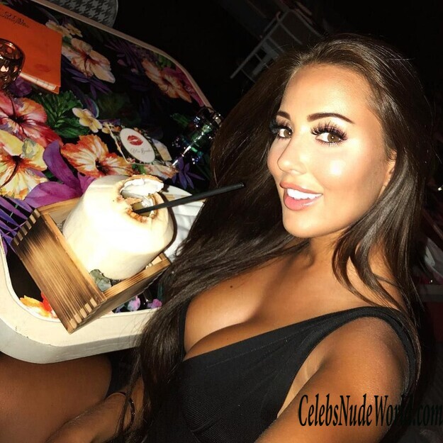 Yazmin Oukhellou Sexy 180563