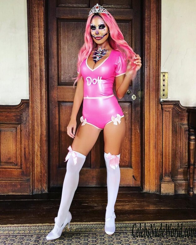 Yazmin Oukhellou Sexy 180605