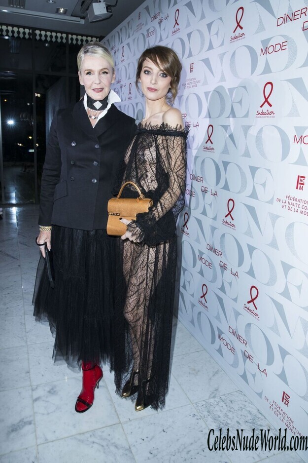 Stephanie Crayencour See Through 181038