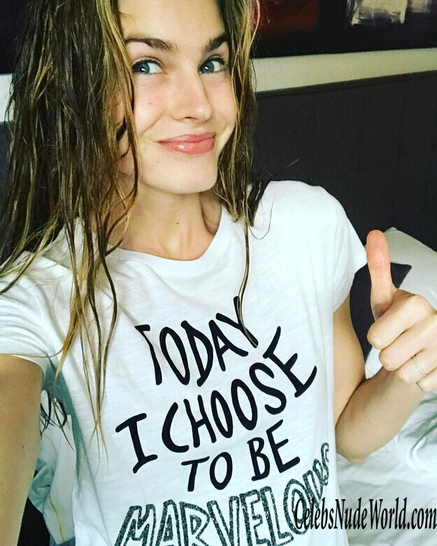 Vanessa Hessler Sexy 182286