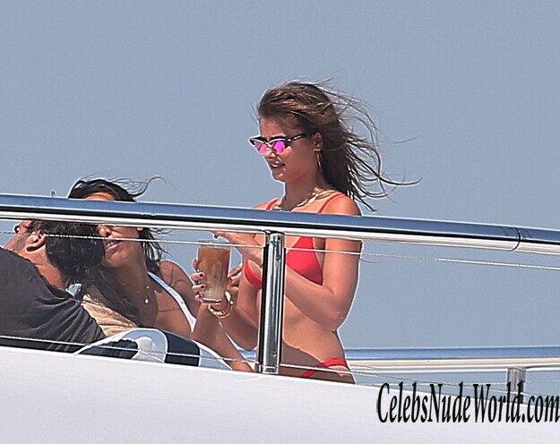 Taylor Marie Hill Sexy 182478