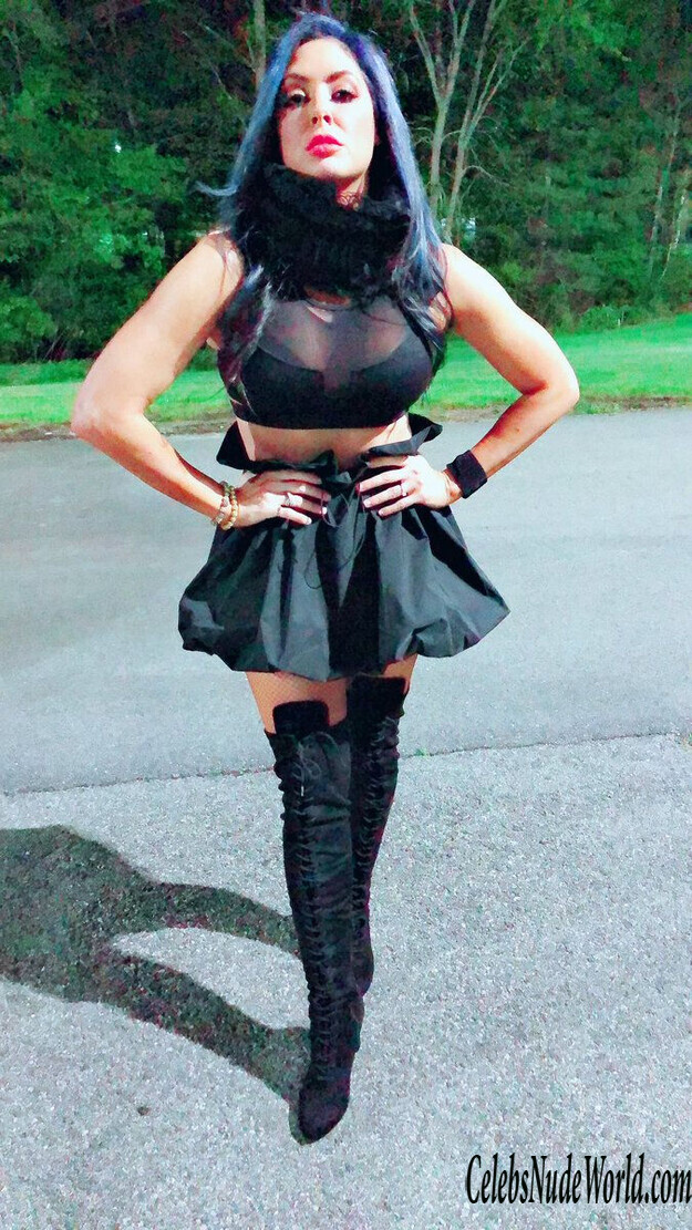 Tanea Brooks (Rebel) Leaked 182540